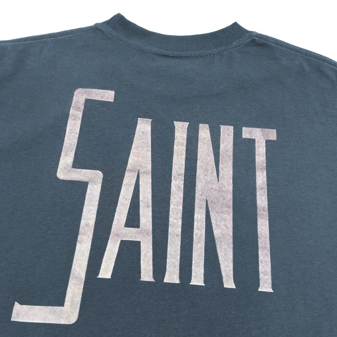 Saint Michael fantasy magic FANTASIA Mickey printed retro Vintage loose short-sleeved digital white ink direct spray, the fabric is breathable and the pattern is three-dimensional and clear. Fabric: Double yarn 240g Style number: S909 Size: S-M-L-XL Color: Blue Price: P110